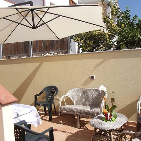 Casa Elena Lägenhet Cala Gonone Exteriör bild