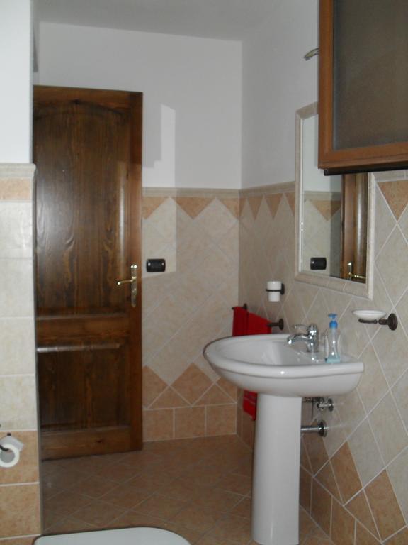Casa Elena Lägenhet Cala Gonone Rum bild