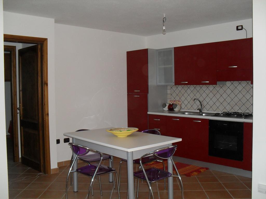 Casa Elena Lägenhet Cala Gonone Rum bild