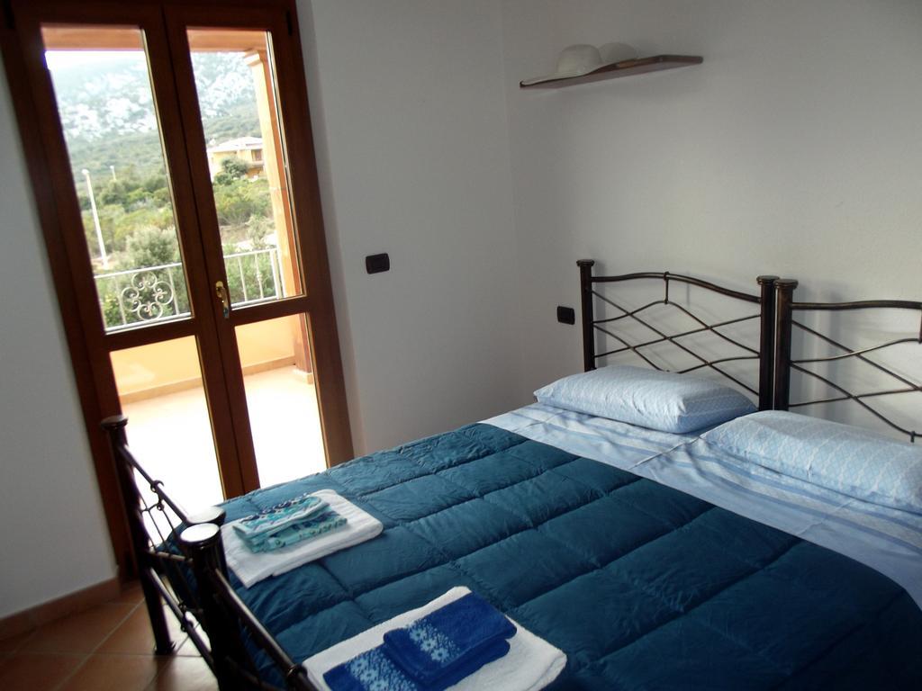 Casa Elena Lägenhet Cala Gonone Rum bild